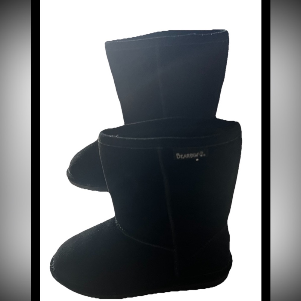 Bear paw Youth size 4 black Pullon wool lined winter boots!!